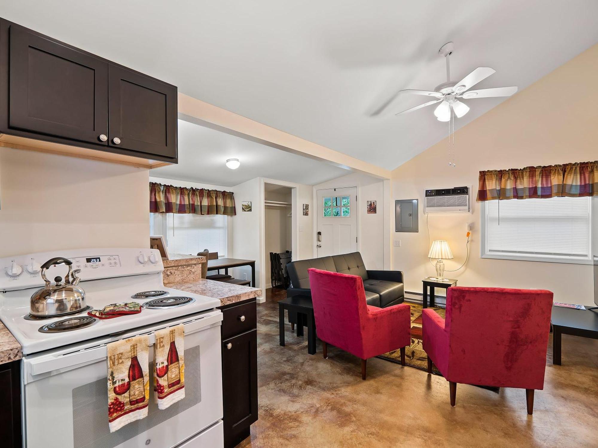 Chardonnay Cottage - Gotl Strip - Cozy & Quaint Geneva Buitenkant foto